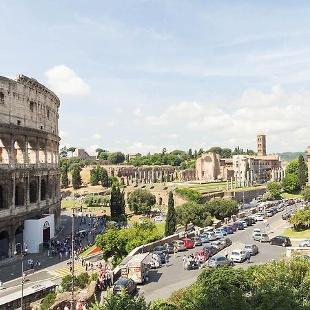 רומא B&B Colosseo Panoramic Rooms מראה חיצוני תמונה