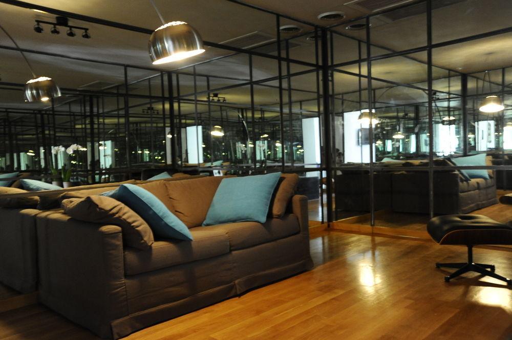 רומא B&B Colosseo Panoramic Rooms מראה חיצוני תמונה